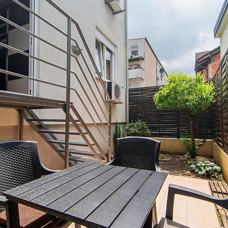 Flexible Selfcheckins 97 - Zagreb - Garden - Parking- Loggia - 2 Bedrooms 外观 照片