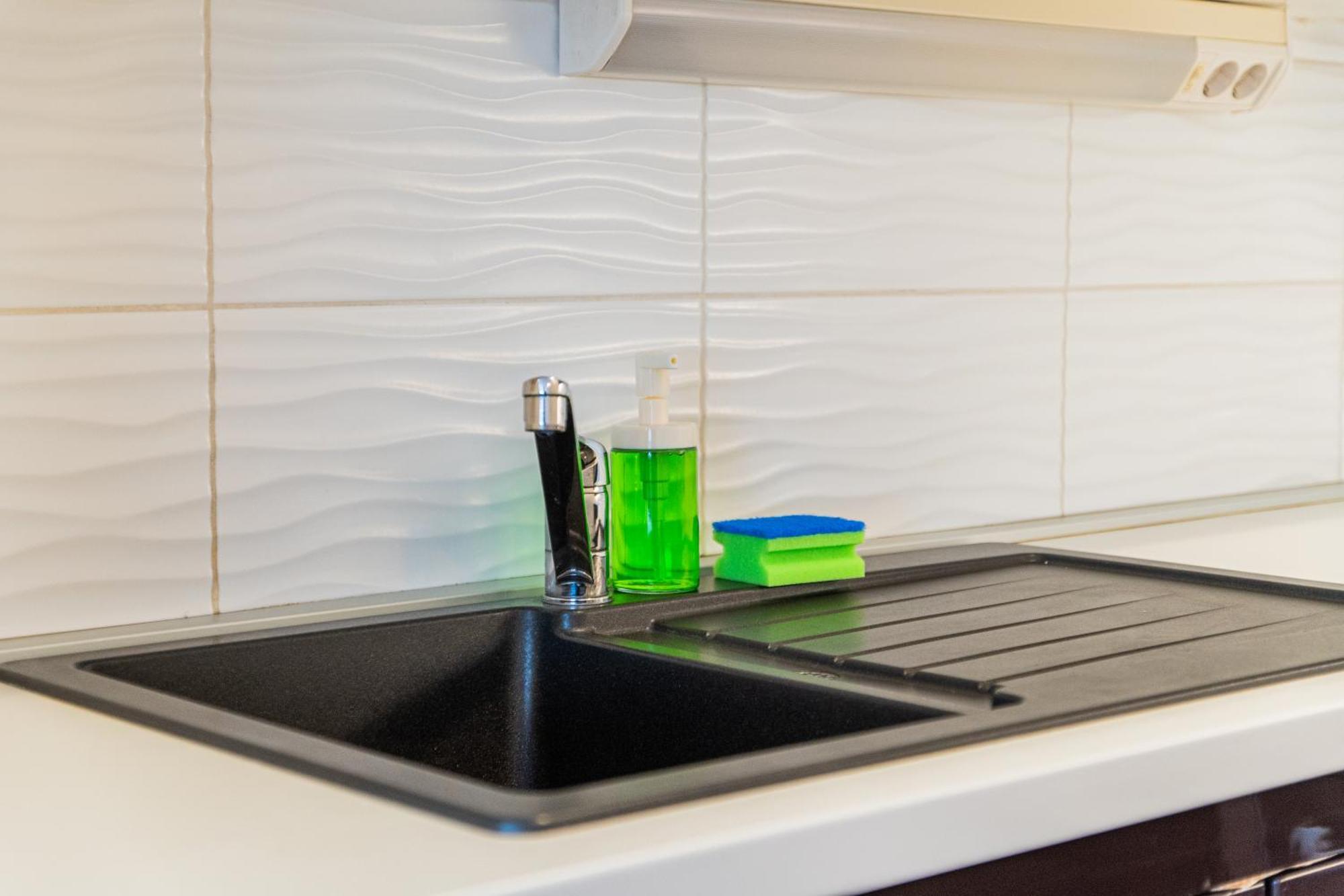 Flexible Selfcheckins 97 - Zagreb - Garden - Parking- Loggia - 2 Bedrooms 外观 照片