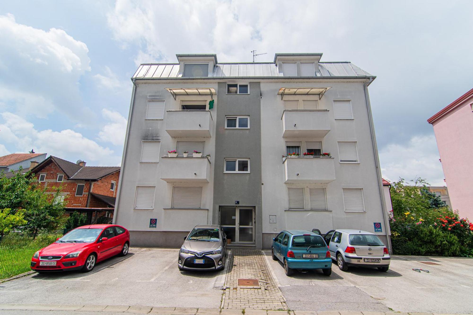 Flexible Selfcheckins 97 - Zagreb - Garden - Parking- Loggia - 2 Bedrooms 外观 照片