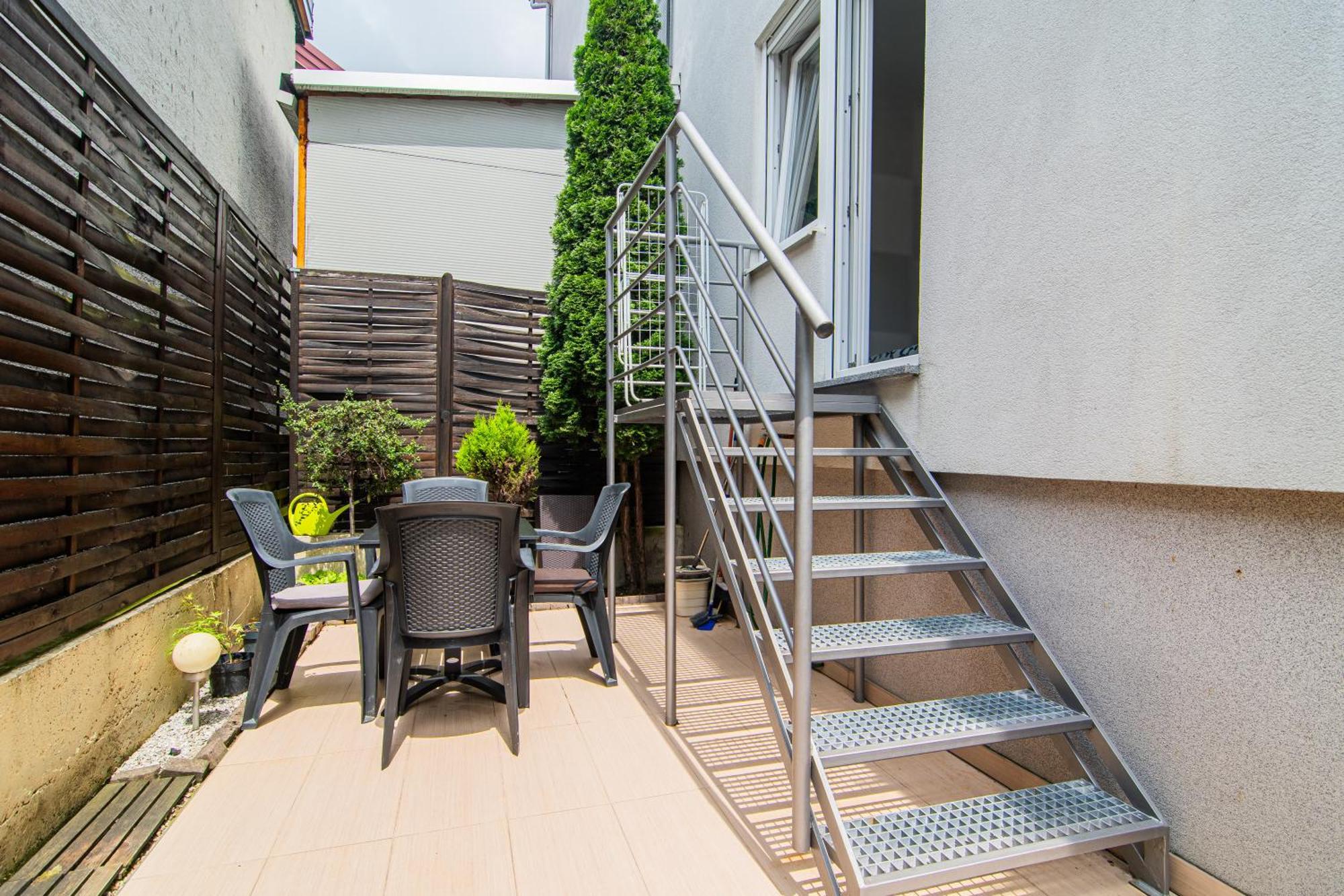 Flexible Selfcheckins 97 - Zagreb - Garden - Parking- Loggia - 2 Bedrooms 外观 照片